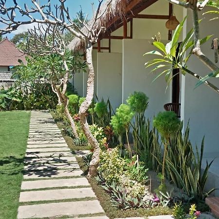 The Poetri Oka Hotel Batununggul Luaran gambar