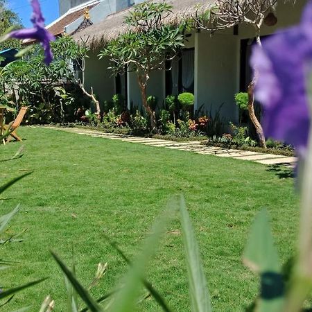 The Poetri Oka Hotel Batununggul Luaran gambar