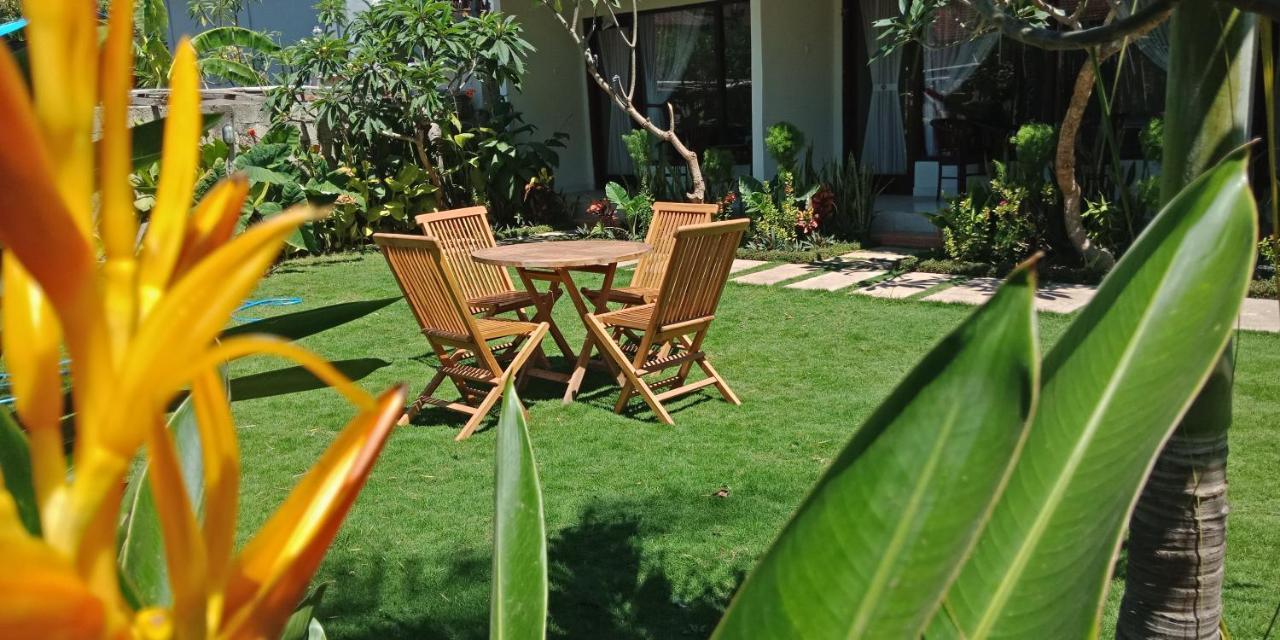 The Poetri Oka Hotel Batununggul Luaran gambar
