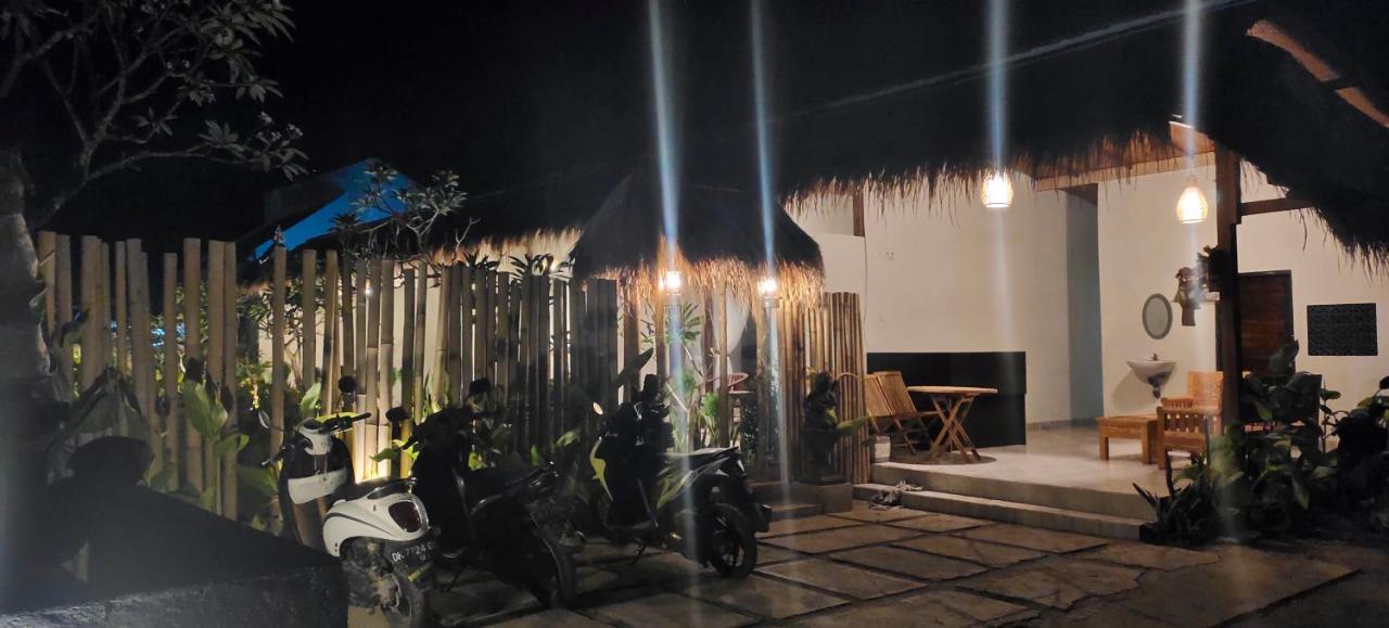 The Poetri Oka Hotel Batununggul Luaran gambar