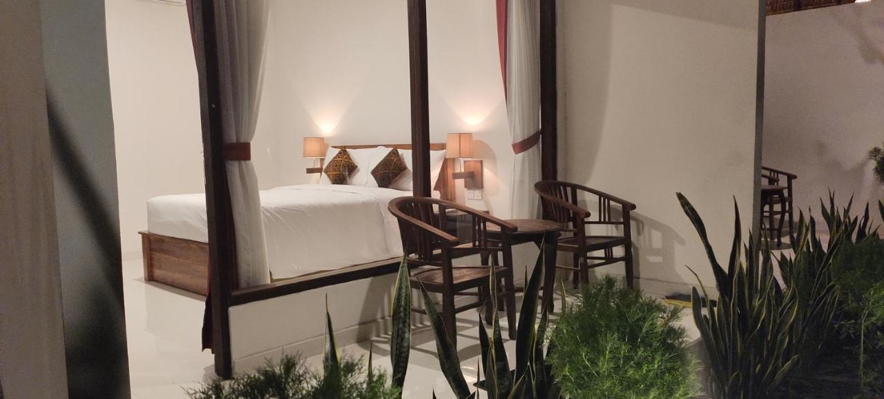The Poetri Oka Hotel Batununggul Luaran gambar